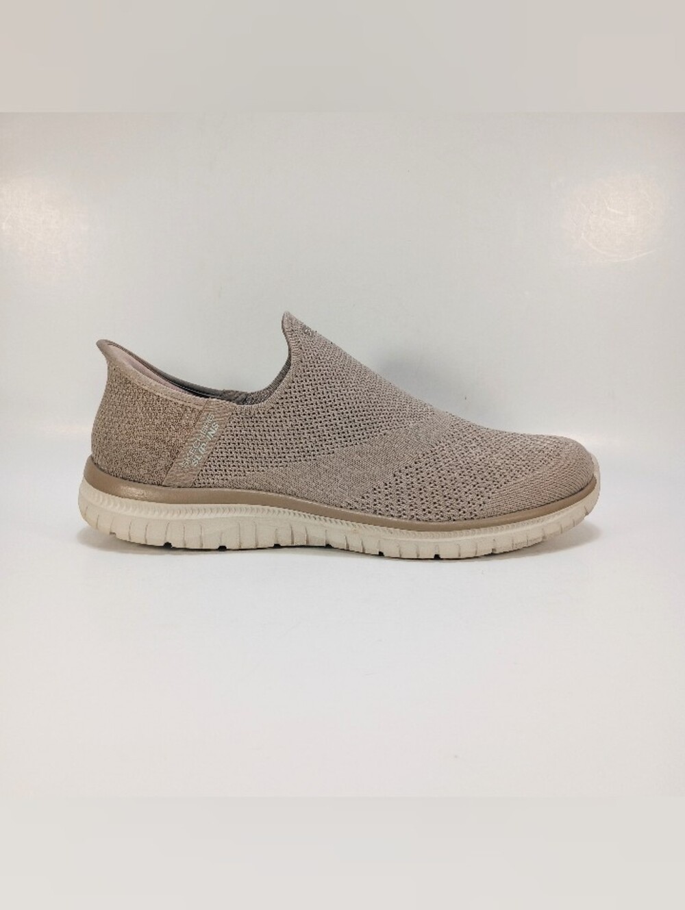 Skechers Slip Ins Virtue Sleek Womens 7.5 Wide Fit Taupe Knit Slip On Sneakers